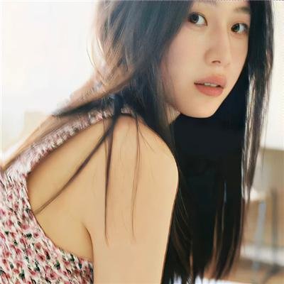 裸体门廊